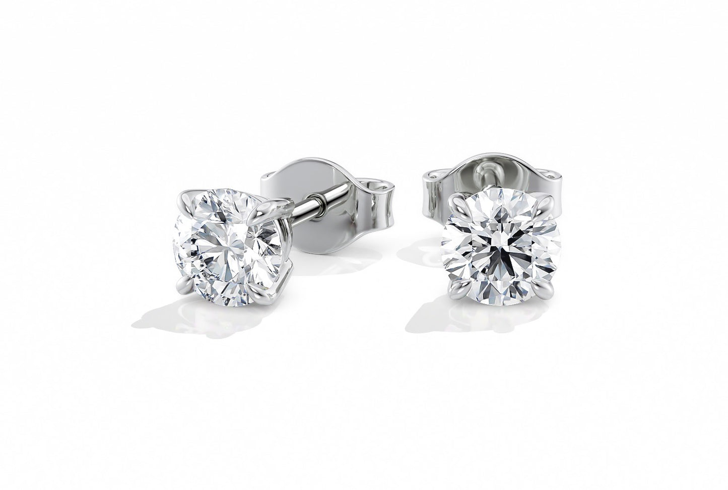 Round Brilliant 4-Claw Studs